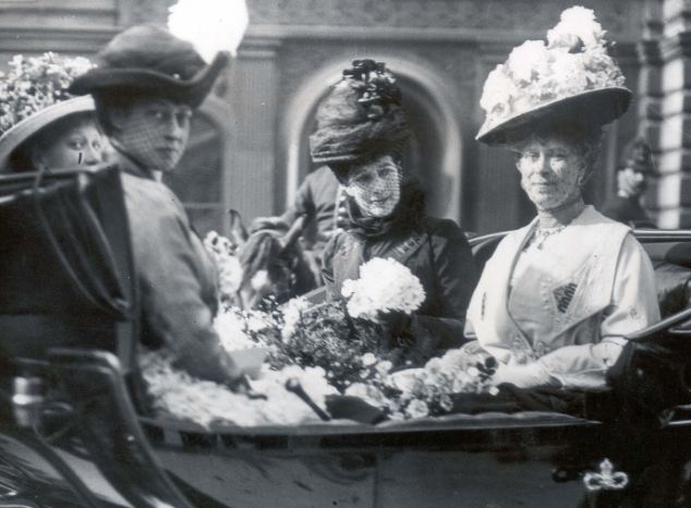 Maids of Honour in the Edwardian Court