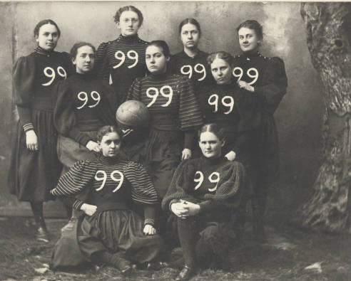 Mount Holyoke Class of 1899 Basketball Team